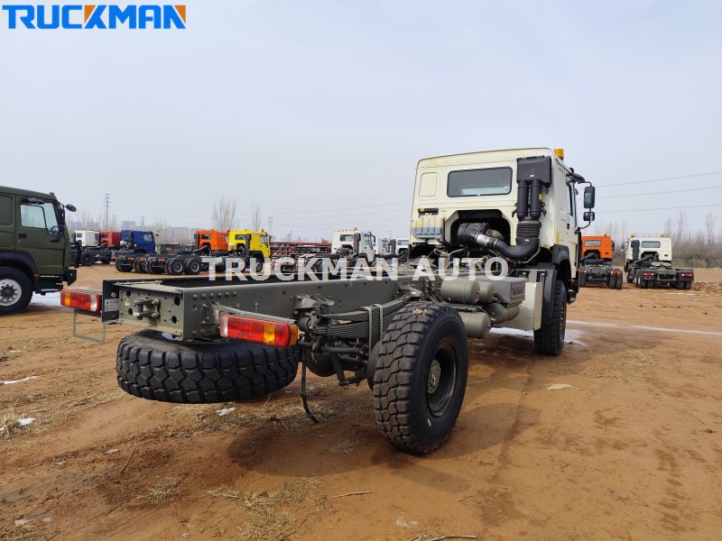 HOWO 4x4 cargo truck