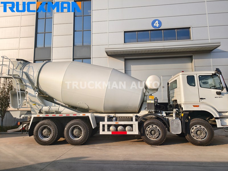 HOWO NX 8X4 Mixer Truck